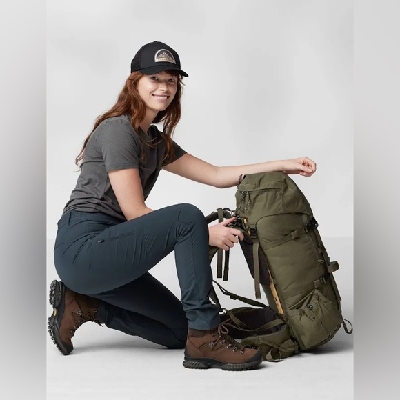 Fjallraven Women’s Abisko Trail Stretch Black Hiking Trouser Pants Size 26 Reg - Picture 2 of 13